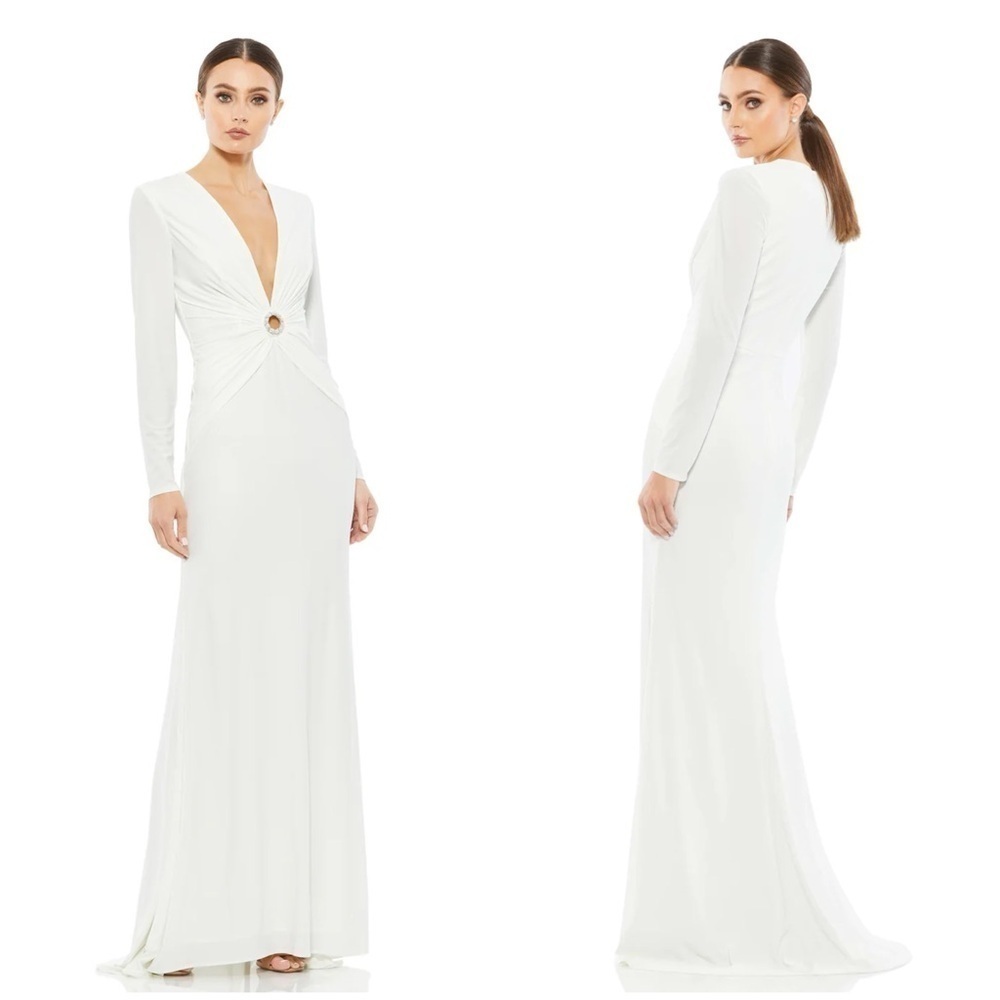 IEENA FOR MAC DUGGAL Gathered Pearl Long Sleeve Keyhole Gown